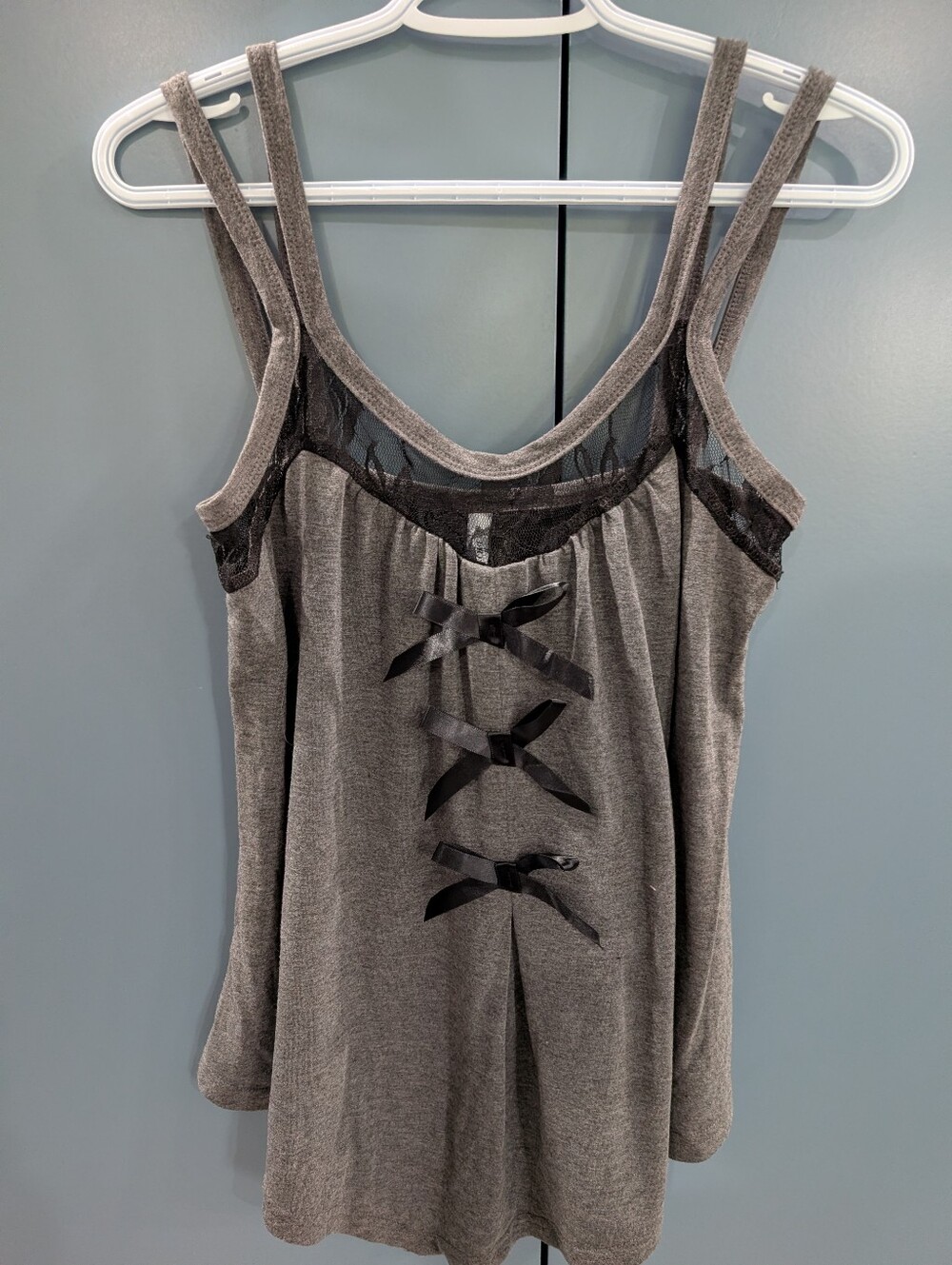 FREE WITH PURCHASE - Midressfo Flowy Tank Top With Lace And Bow Accents